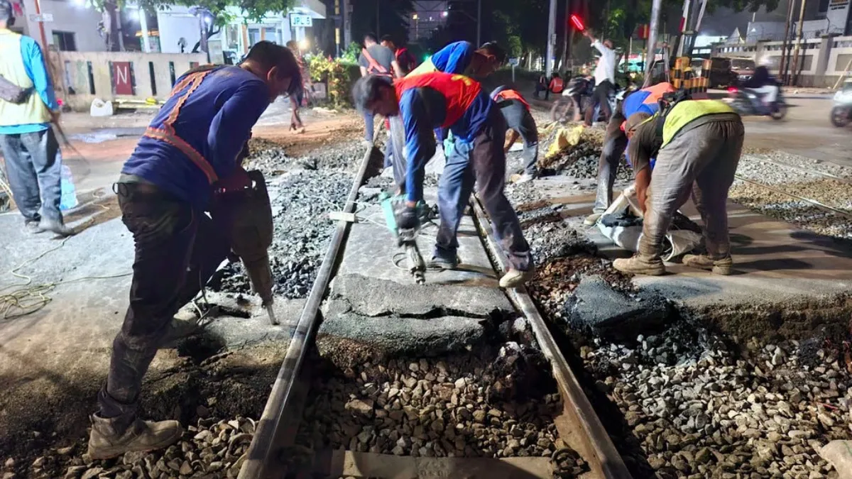 Ada Pekerjaan Perbaikan Geometri Jalan Rel, KAI Daop 1 Jakarta Imbau Pengguna Jalan Hindari JPL 14 dan Gunakan Jalur Alternatif