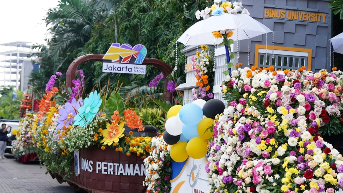 Ribuan Warga Menyaksikan Kemeriahan Flower Parade JIFF 2026, Dorong Kebangkitan Pasar Bunga Rawa Belong
