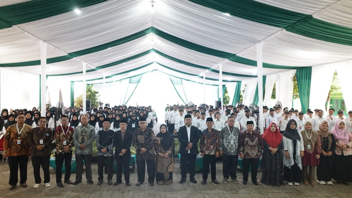 Rektor UID Buka PBAK 2026, Tekankan Pentingnya Adab dan Prestasi bagi Mahasiswa Baru