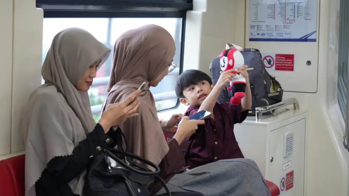 Hari Pelanggan Nasional 2026, LRT Jabodebek Apresiasi Pengguna Lewat Interaksi Langsung