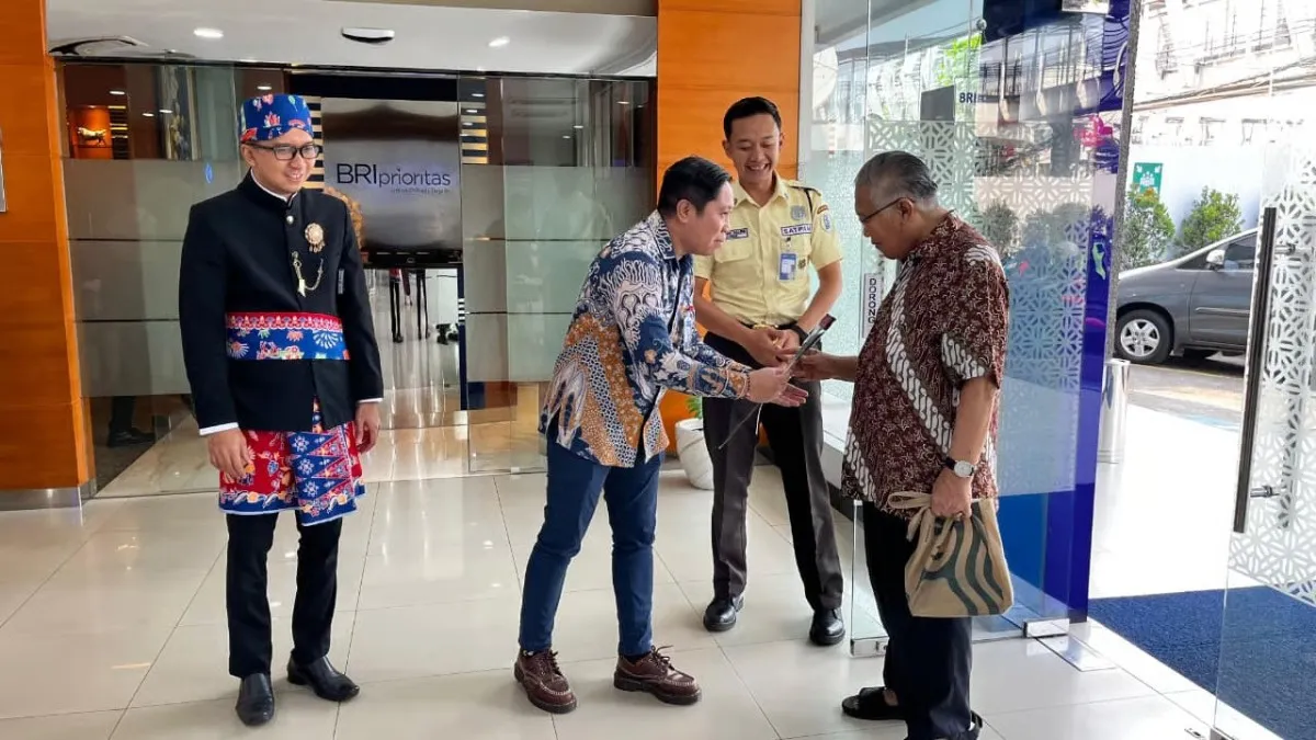Rayakan Hari Pelanggan Nasional, BRI BO Rawamangun Hadirkan Kehangatan Bernuansa Budaya Nusantara